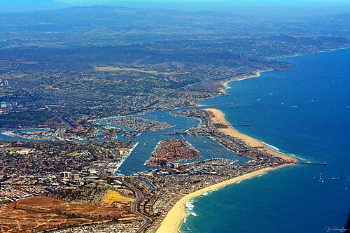 The_City_of_Newport_Beach_July_2014_photo_D_Ramey_Logan (1) Newport Beach, CA
